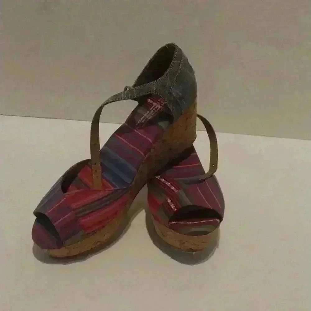 Toms Women Multicolor Wedge Sandals